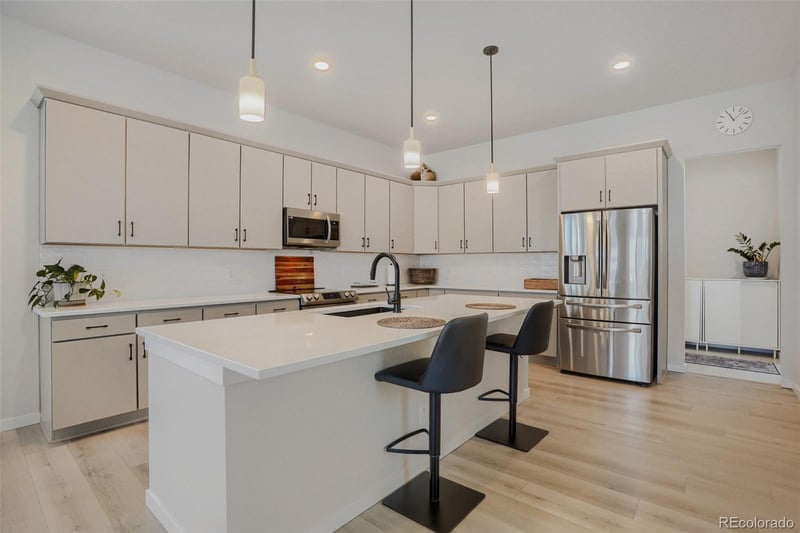 6264 Lisbon St, Aurora, CO 80019