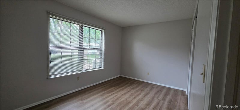 12024 Cross Dr #107, Littleton, CO 80127
