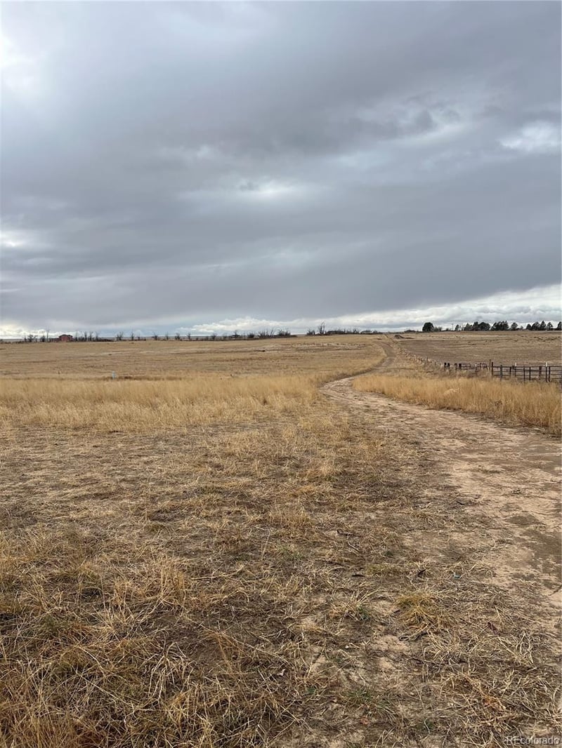 2101 Behrens Rd, Byers, CO 80103