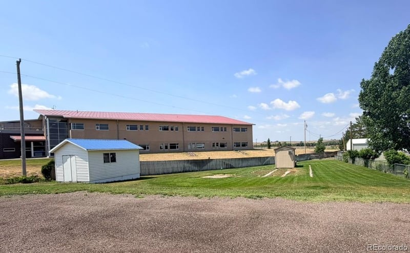 165 3rd Ave, Deer Trail, CO 80105