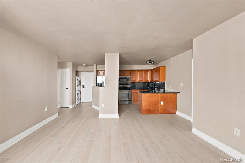 601 11th Ave #901, Denver, CO 80204
