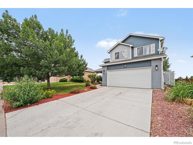 7215 20th St Ln, Greeley, CO 80634
