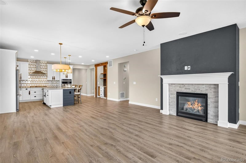 8101 Adams Fork Ave, Littleton, CO 80125
