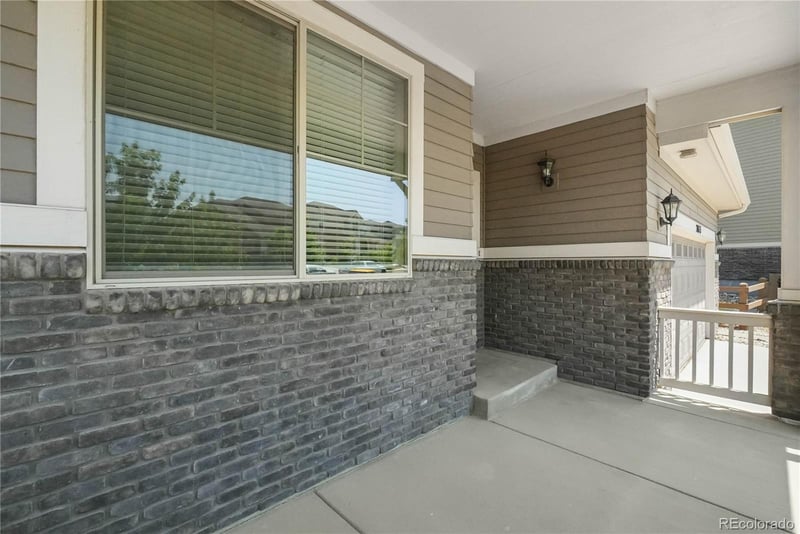26843 E Easter Pl, Aurora, CO 80016