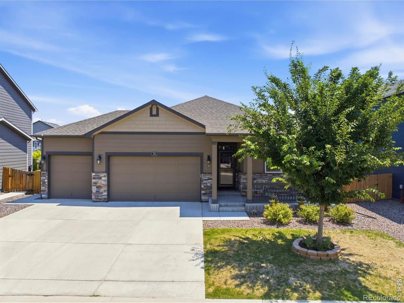 735 Camberly Dr, Windsor, CO 80550