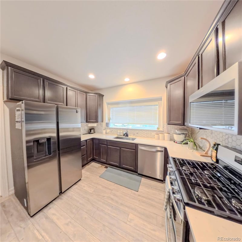 56279 23rd Pl, Strasburg, CO 80136