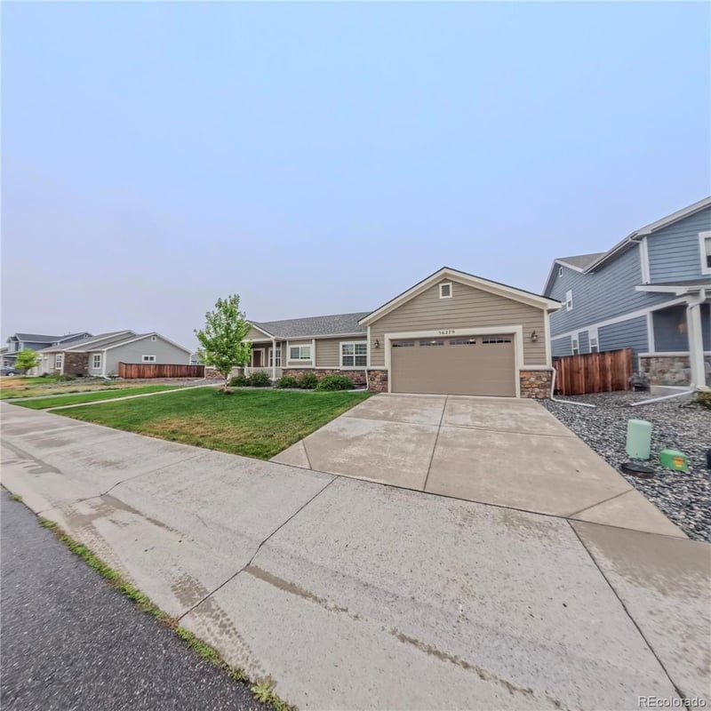 56279 23rd Pl, Strasburg, CO 80136