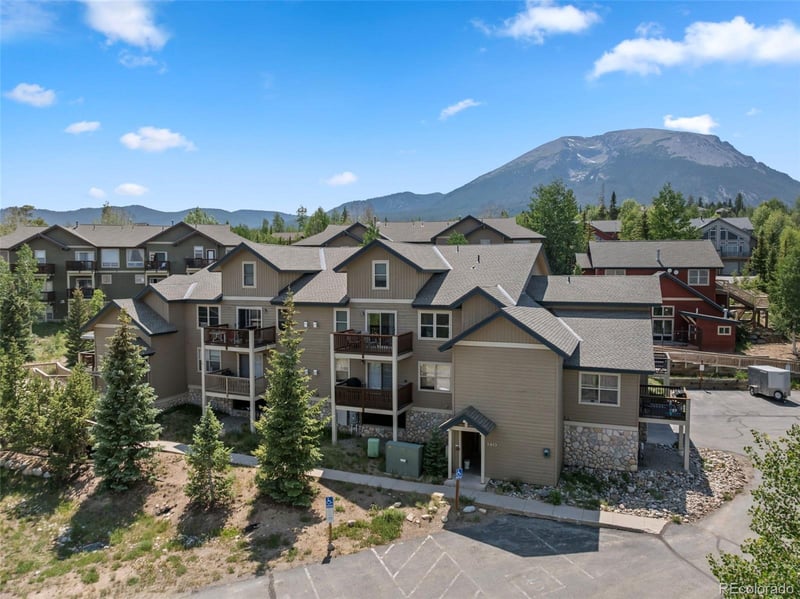 140 Wildernest Ct #104, Silverthorne, CO 80498