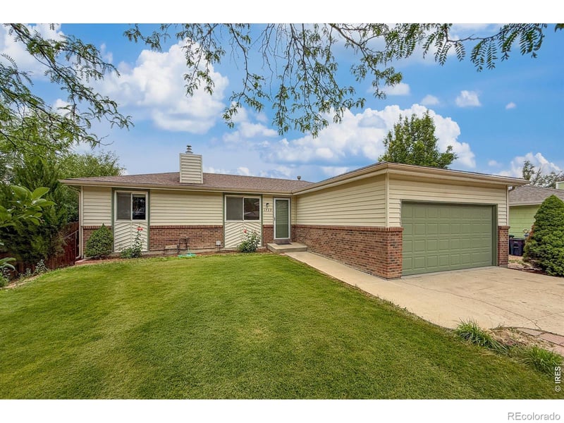 1739 Shavano St, Longmont, CO 80504