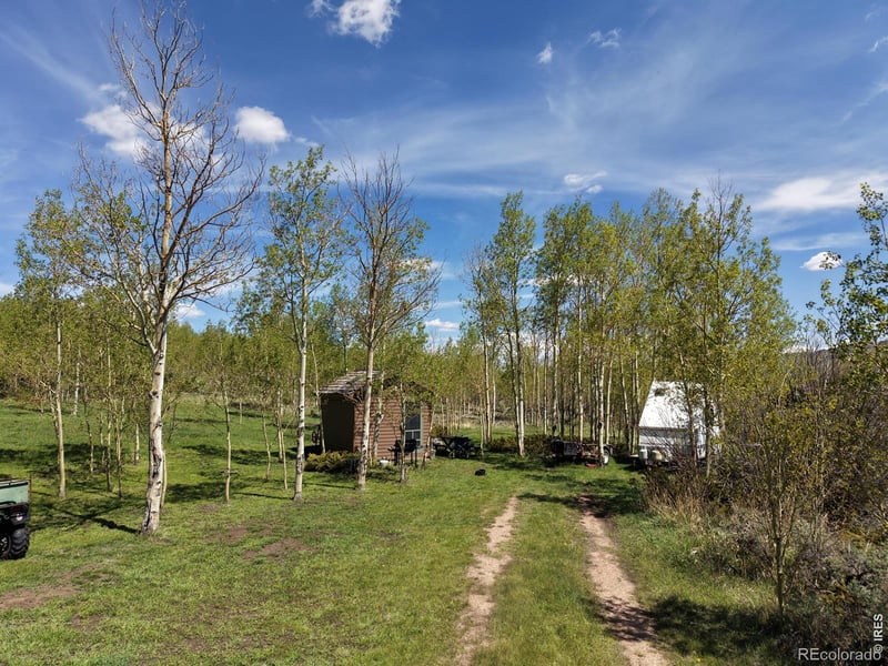211 Rainbow River Dr, Jelm, CO 82063