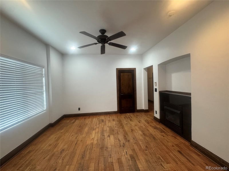 718 Grant St #11, Denver, CO 80203