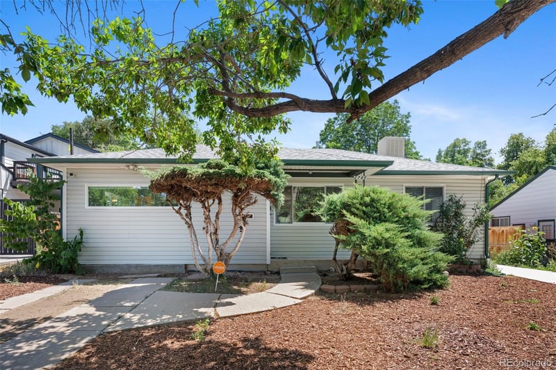2740 S Madison St, Denver, CO 80210