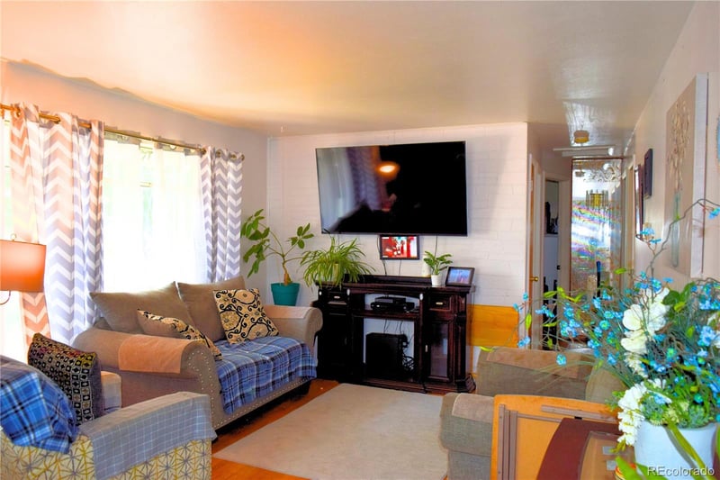 2605 Xanadu St, Aurora, CO 80011