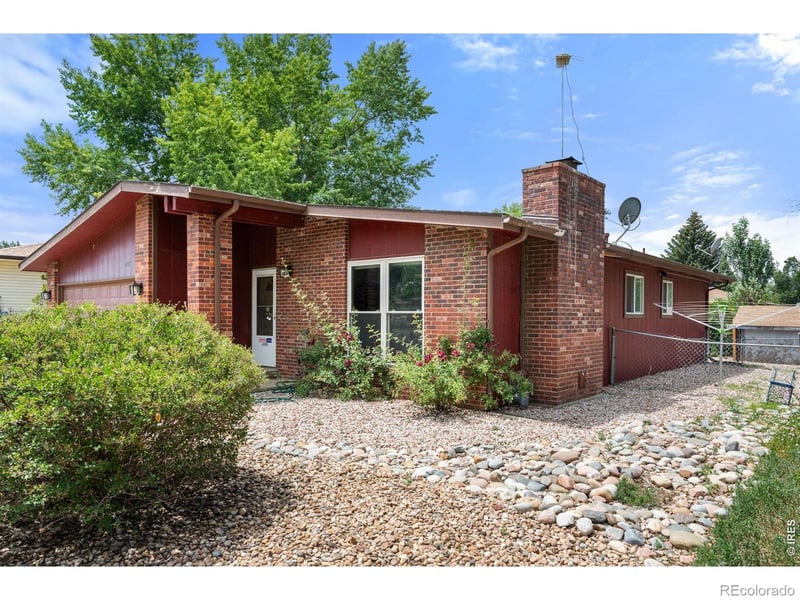 707 Hilltop St, Longmont, CO 80504