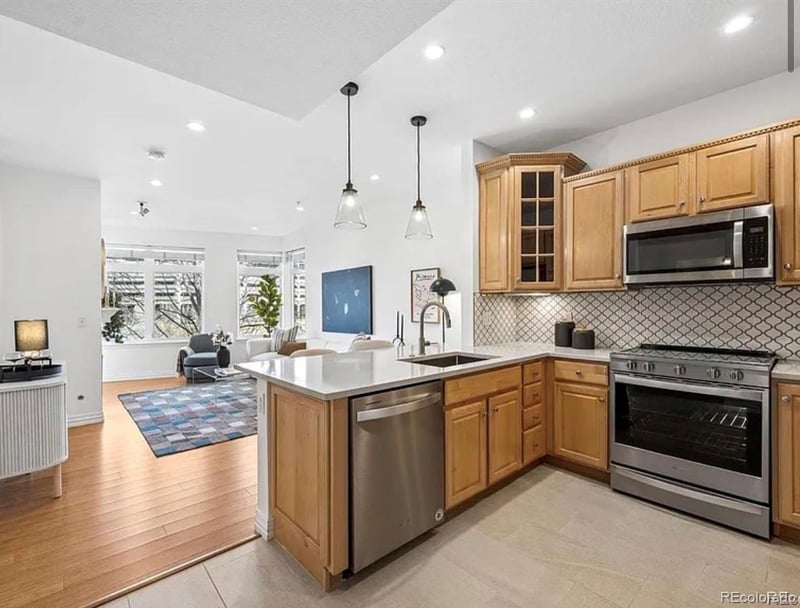 2700 Cherry Creek South Dr #218, Denver, CO 80209