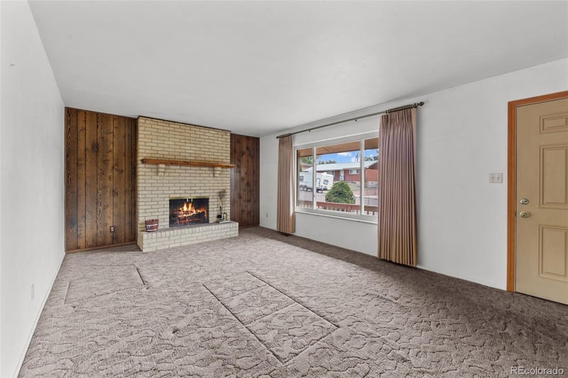 108 Ithaca St, Colorado Springs, CO 80911