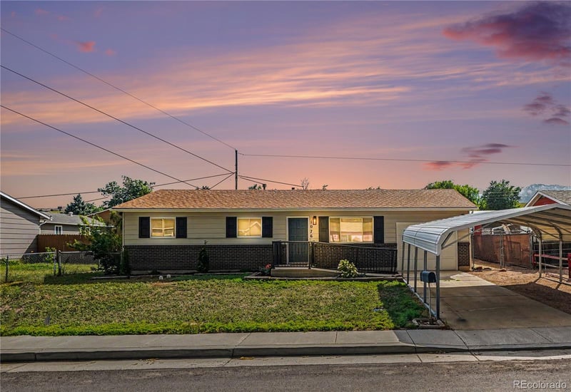 1076 Maxwell St, Colorado Springs, CO 80906
