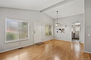 3695 S Kittredge St #E, Aurora, CO 80013