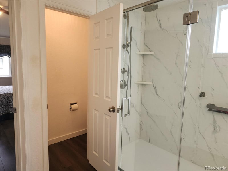 21924 E Lake Ave, Aurora, CO 80015