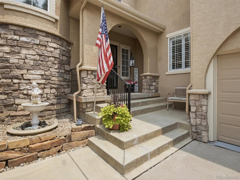 2819 Canyon Crest Dr, Highlands Ranch, CO 80126