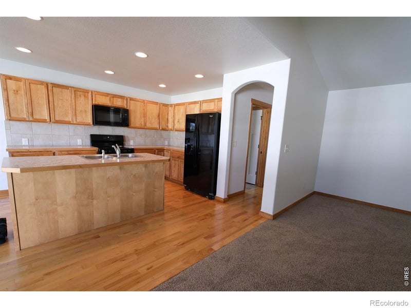 655 Mountain View Dr, Eaton, CO 80615