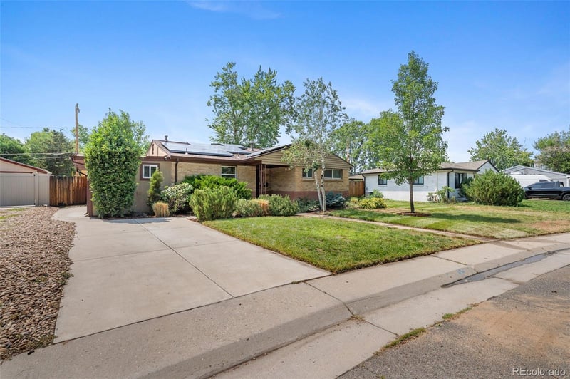 5755 Dudley St, Arvada, CO 80002