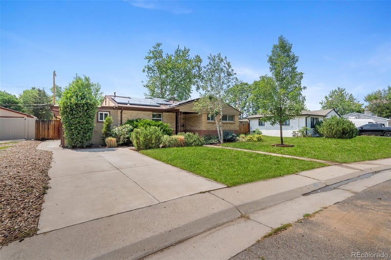 5755 Dudley St, Arvada, CO 80002