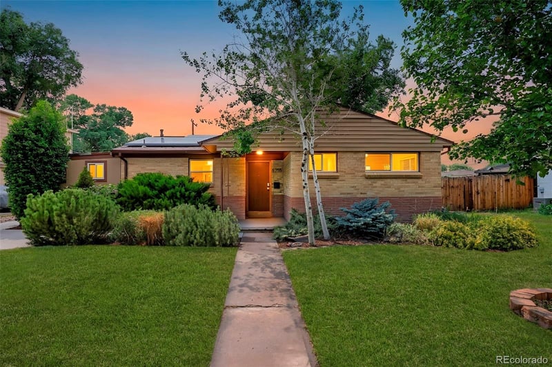 5755 Dudley St, Arvada, CO 80002