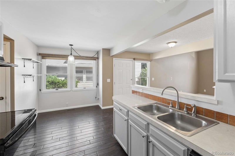 123 42nd St, Loveland, CO 80538