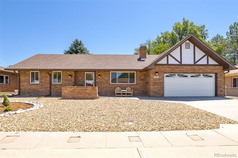 321 Cambridge St, Brush, CO 80723