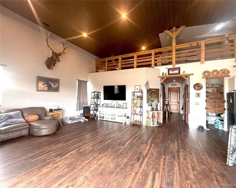 470 Bowie Rd, Penrose, CO 81420