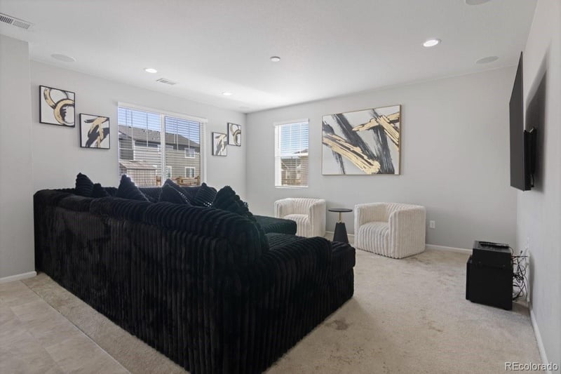 3856 Fultondale St, Aurora, CO 80019