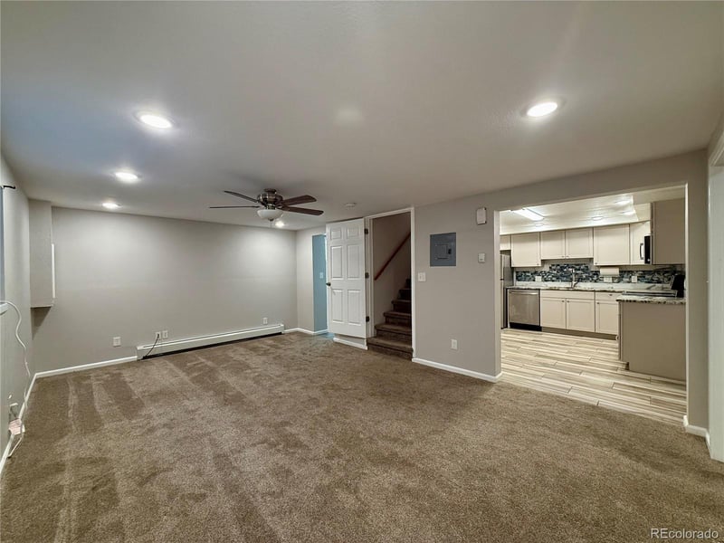 3237 Grant St #B, Englewood, CO 80113