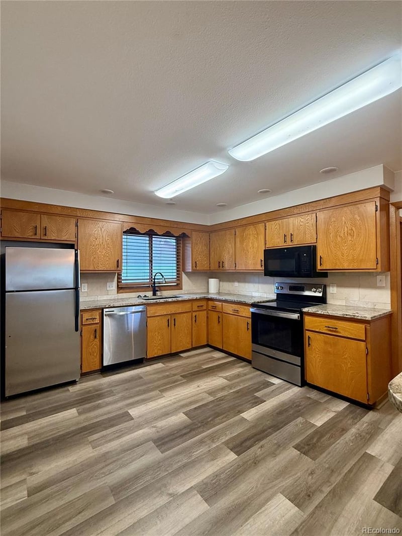 3237 Grant St #A, Englewood, CO 80113