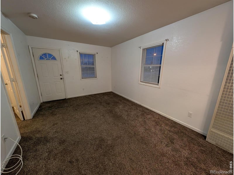 103 8th Ave, Sterling, CO 80751