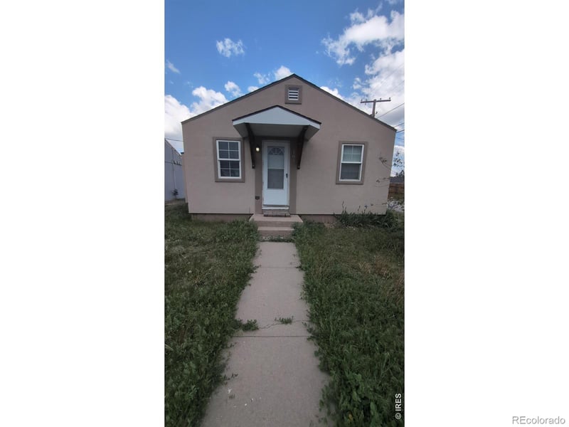 103 8th Ave, Sterling, CO 80751