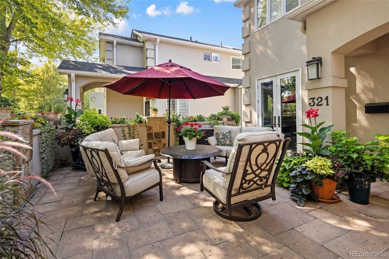 321 Monroe St, Denver, CO 80206