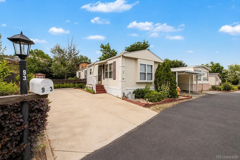 93 Fawn St, Golden, CO 80401