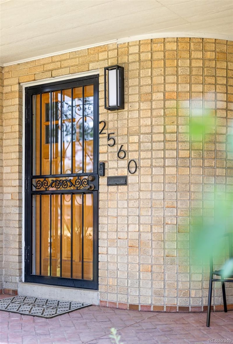 2560 Locust St, Denver, CO 80207