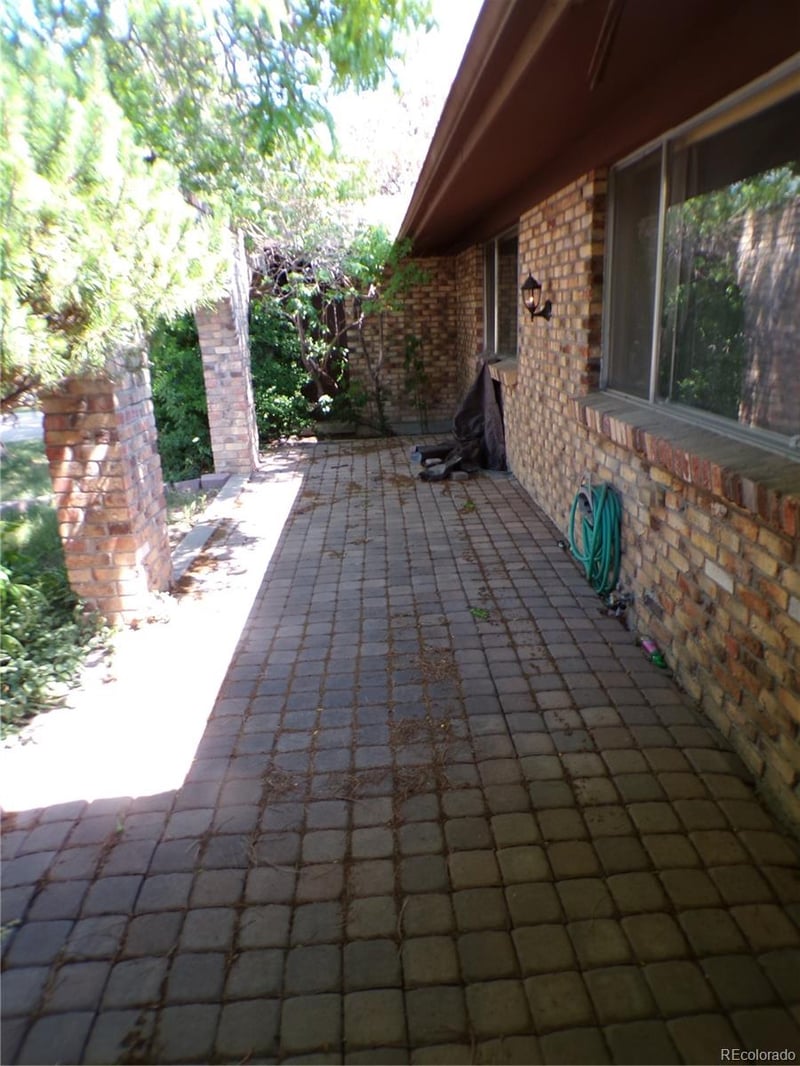 6962 Lamar St, Littleton, CO 80128