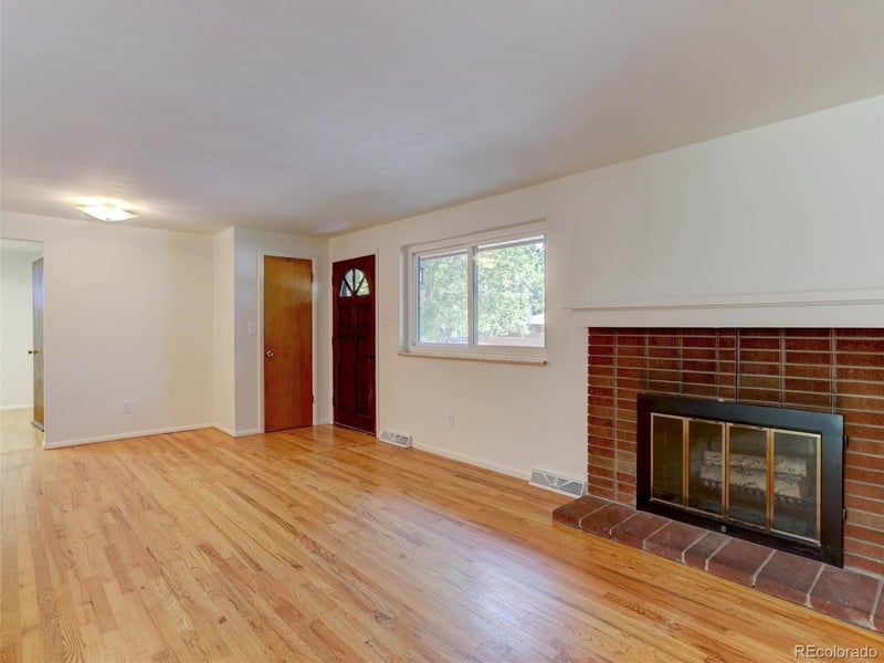 5677 S King St, Littleton, CO 80123