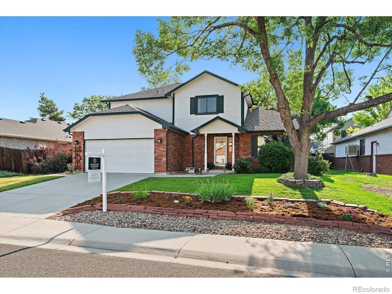 2428 Maplewood Cir, Longmont, CO 80503