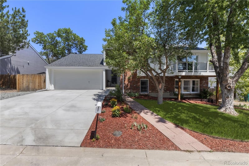 19355 E Greenwood Pl, Aurora, CO 80013