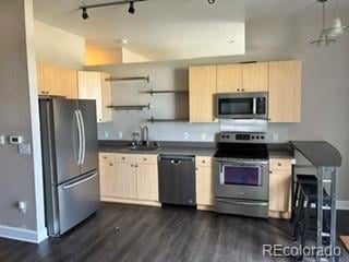 5677 Park Pl #304, Englewood, CO 80111