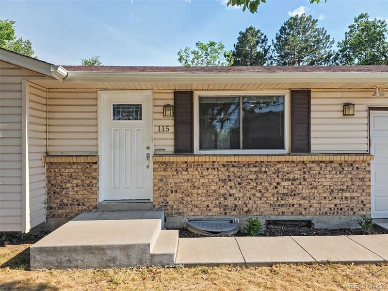115 Olympus Cir, Lone Tree, CO 80124