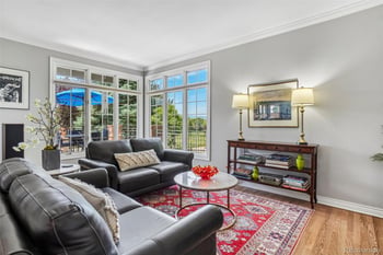 8272 Greenwood Pl, Niwot, CO 80503