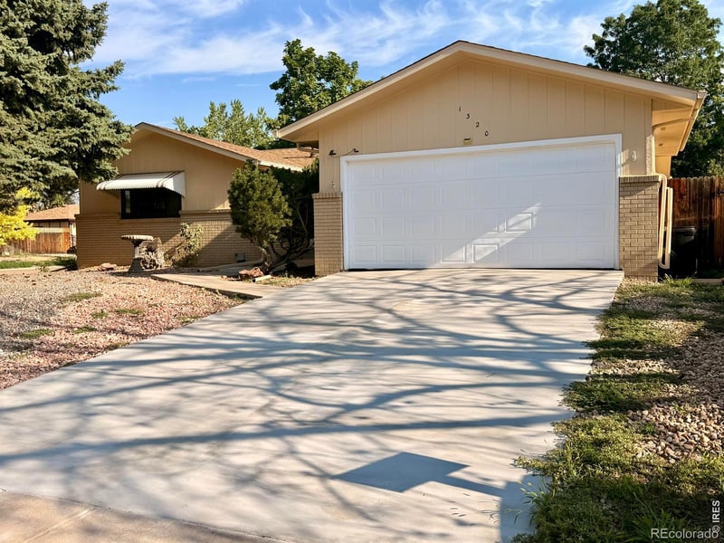 1320 Garden Cir, Longmont, CO 80501