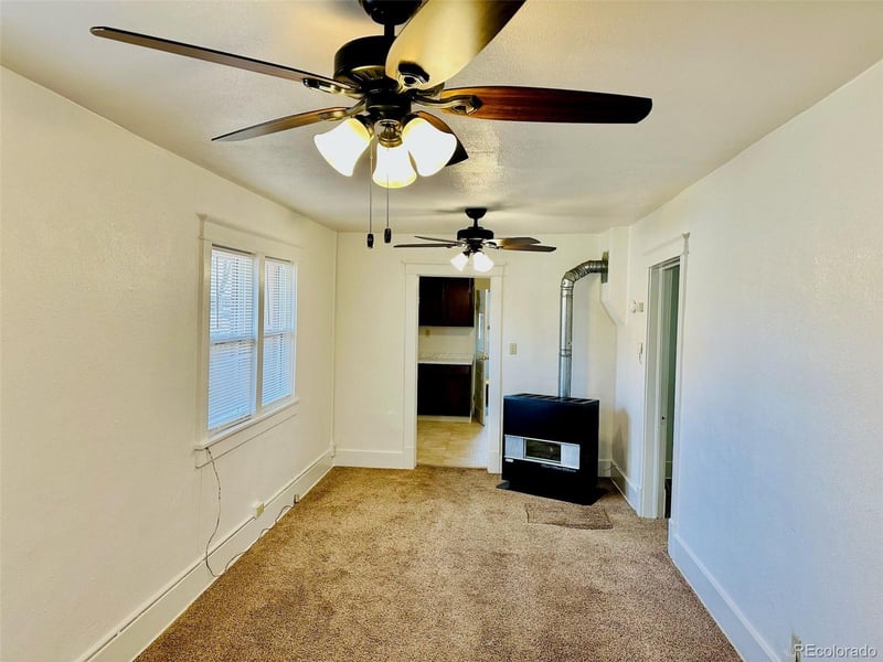 906 9th St, Alamosa, CO 81101