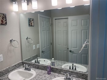 19122 High Point Blvd, Denver, CO 80249