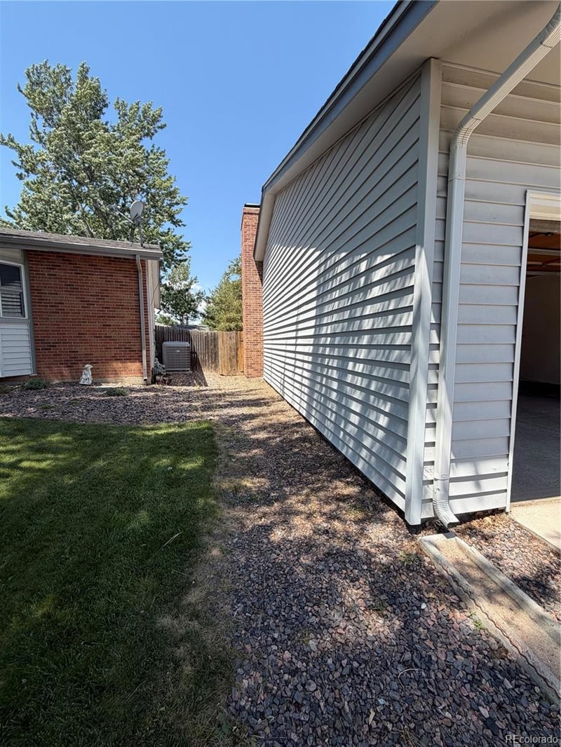 5105 Uravan Pl, Aurora, CO 80015